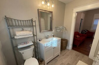 506 W 48th St in Savannah, GA - Building Photo - Building Photo