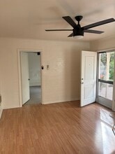 80 College Way, Unit 2 in Auburn, CA - Foto de edificio - Building Photo