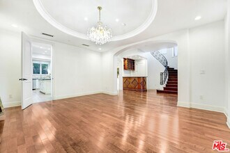 219 S Willaman Dr in Beverly Hills, CA - Building Photo - Building Photo