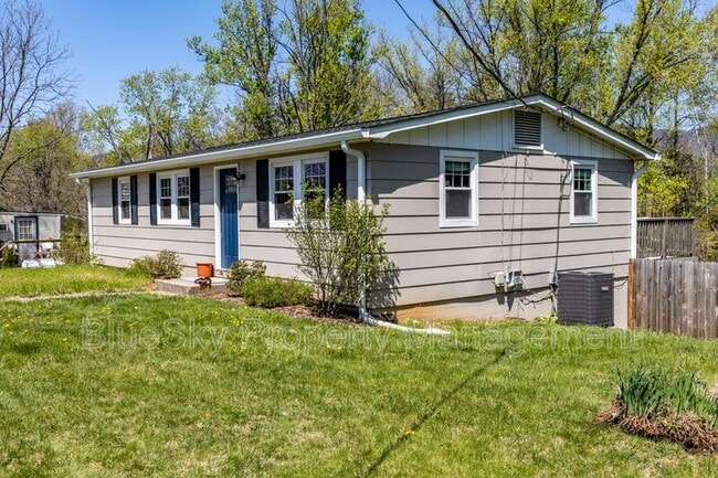 5522 Three Notch'd Rd in Crozet, VA - Building Photo - Building Photo