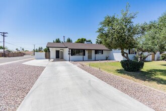 1305 W Romo Jones St in Tempe, AZ - Building Photo - Building Photo