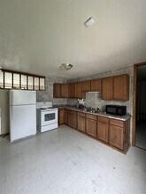 805 S 7th St in Marion, IA - Building Photo - Building Photo