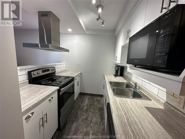 property at 200 Emma St