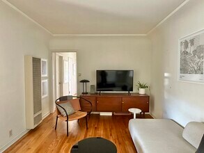 1485 Avon Park Ter, Unit 1485 in Los Angeles, CA - Foto de edificio - Building Photo