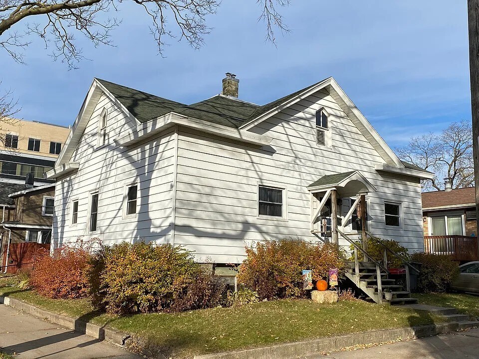 821 Redfield St in La crosse, WI - Foto de edificio