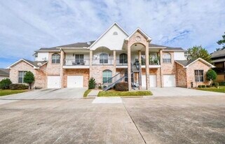 12755 Mill Ridge Dr in Cypress, TX - Building Photo