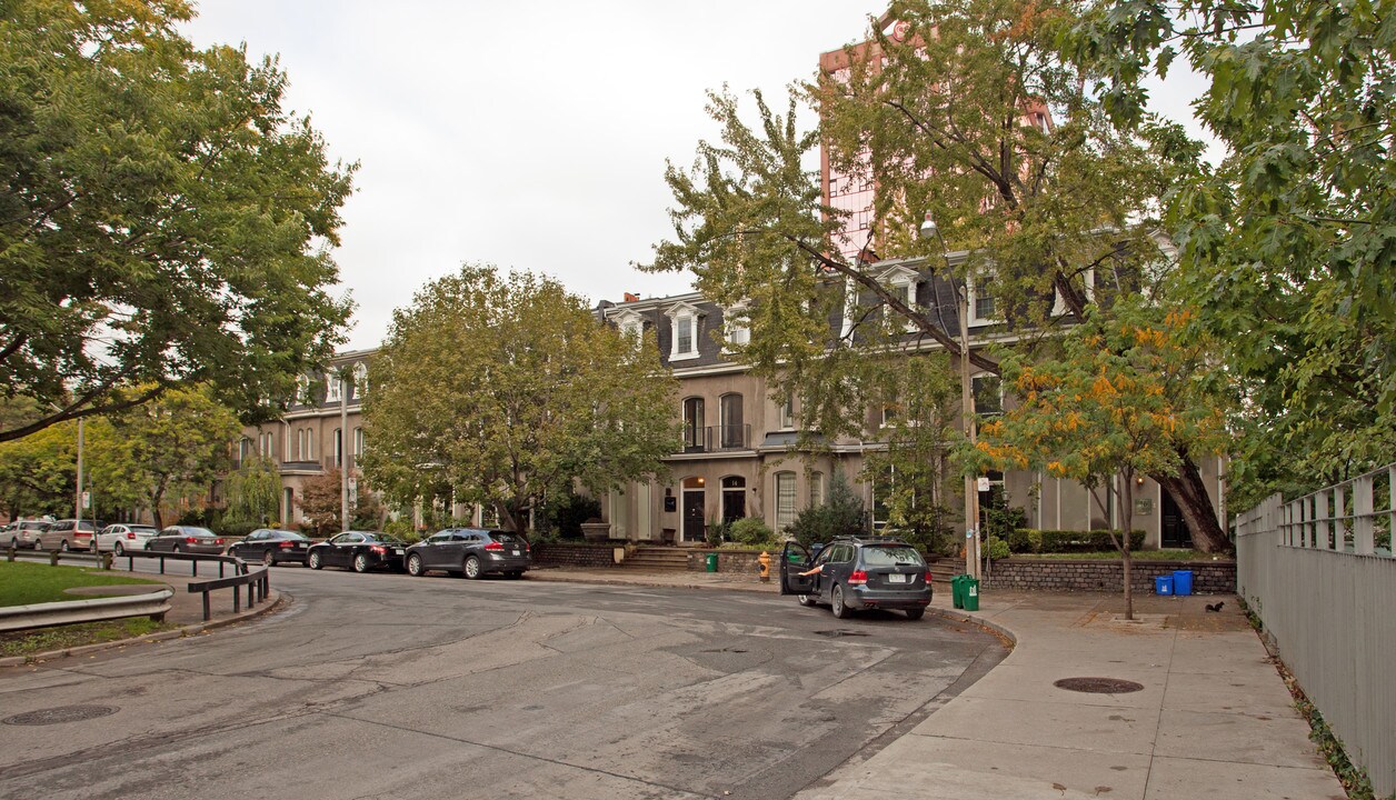 Clarence Square in Toronto, ON - Building Photo
