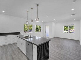 760 SW 10th St in Pompano Beach, FL - Building Photo