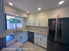 8449 E Montebello Ave