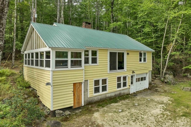 property at 17 Basin Rd