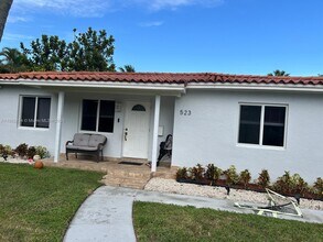 523 S 16th Ave in Hollywood, FL - Building Photo - Building Photo
