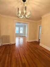 69 Van Reypen St in Jersey City, NJ - Building Photo - Building Photo