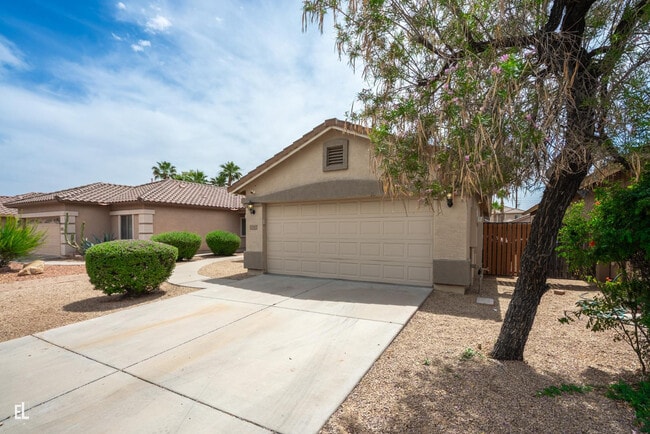 12937 W Bloomfield Rd in El Mirage, AZ - Building Photo - Building Photo