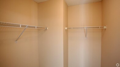 Dunwoody Place Apartments in Huntsville, AL - Building Photo - Building Photo