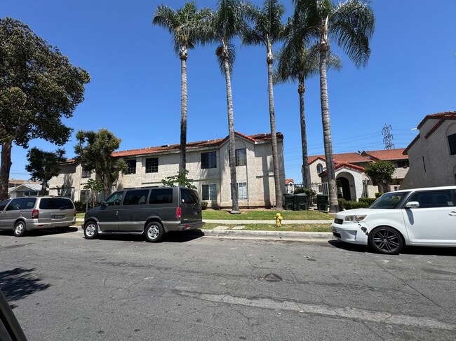 property at 15338 Gundry Ave