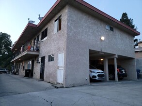 Santa Teresita Apartments in Los Angeles, CA - Building Photo - Building Photo