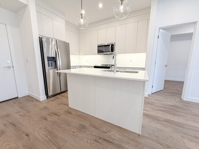property at 6 Merganser Dr W