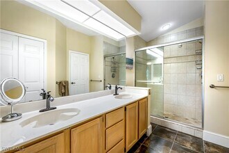 1350 Misty Pines Cir in Naples, FL - Building Photo - Building Photo