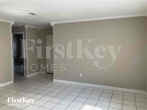 417 Dolphin St in Kissimmee, FL - Building Photo - Building Photo