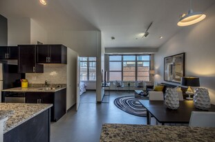 58 Berkeley St, Unit 309 in Boston, MA - Building Photo