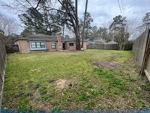 14715 Spring Lake Dr in Houston, TX - Building Photo - Building Photo