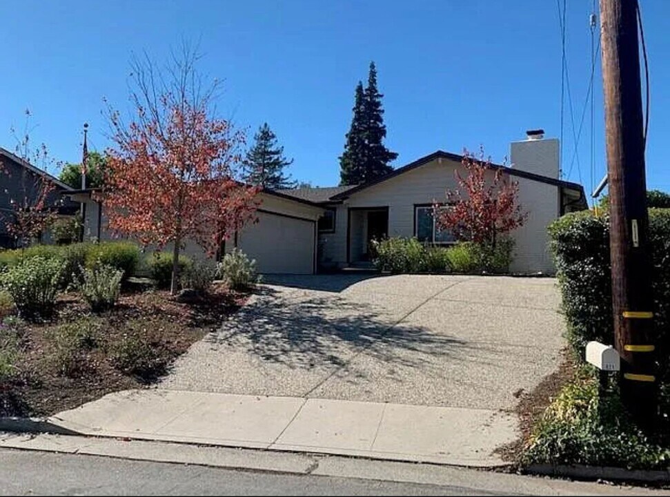621 Park Wy in Santa Cruz, CA - Building Photo