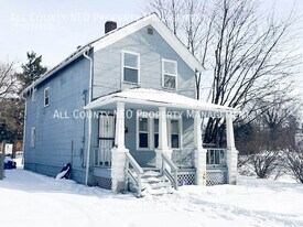 4151 E 93rd St in Cleveland, OH - Building Photo