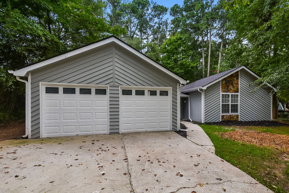 2429 Chauncey Ln in Marietta, GA - Building Photo