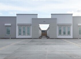 2812 W Harrison Ave, Unit 3 in Alton, TX - Building Photo