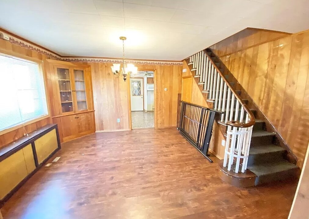 606 Cypress Ave in Johnstown, PA - Foto de edificio