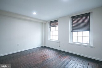 229 Market St in Philadelphia, PA - Foto de edificio - Building Photo