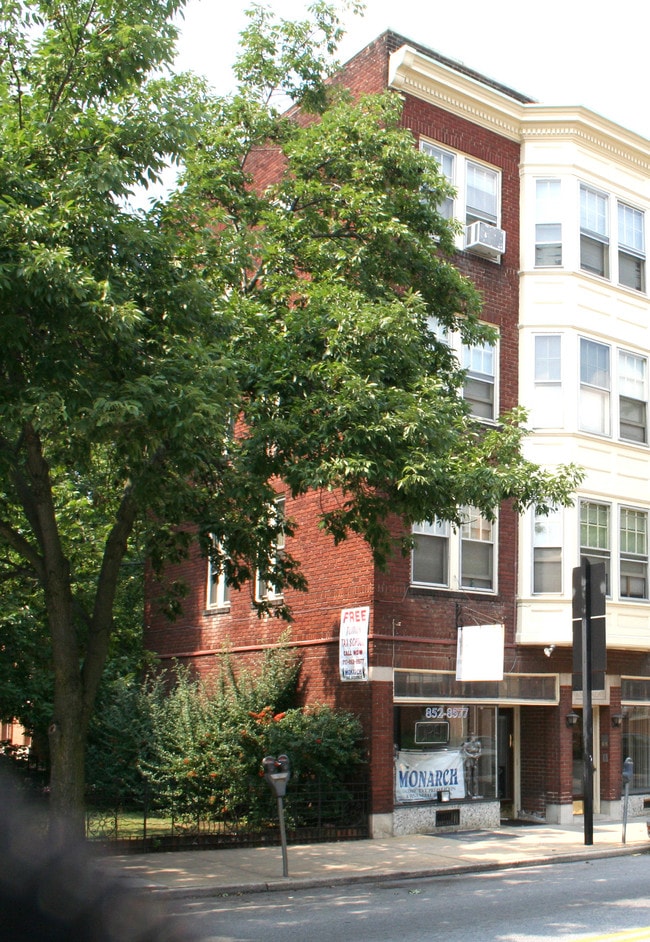 162 E Market St in York, PA - Foto de edificio - Building Photo