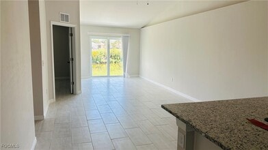 534 SE 6th Terrace in Cape Coral, FL - Building Photo - Building Photo