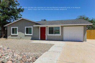 636 W Magdalena Dr in Tempe, AZ - Building Photo