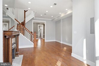 58 Quincy Pl NE in Washington, DC - Foto de edificio - Building Photo