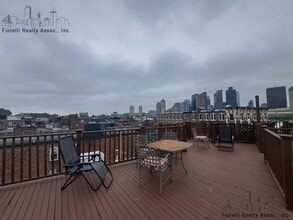 101 Prince, Unit 9 in Boston, MA - Foto de edificio - Building Photo