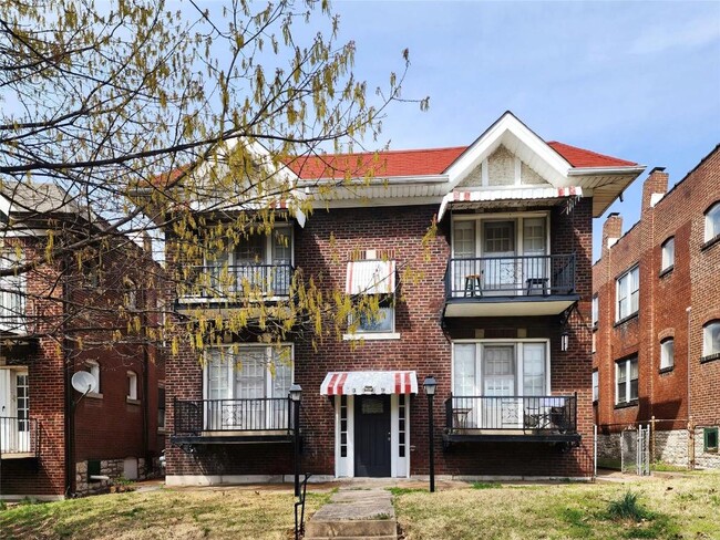 property at 3969 Potomac St