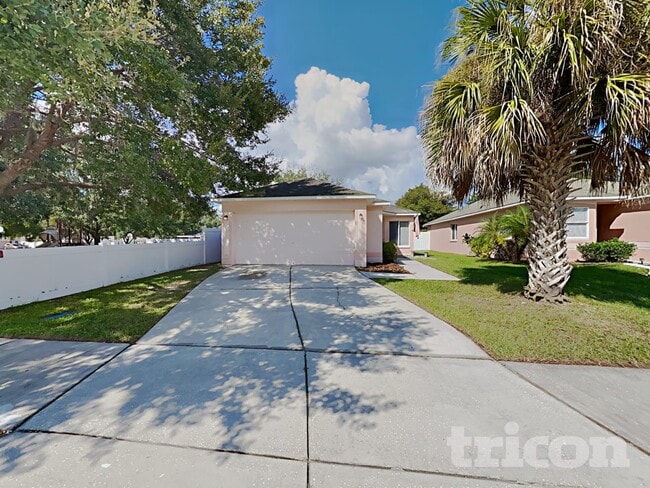 property at 4432 Country Hills Blvd