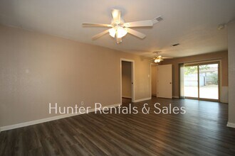 2711 Mountain Ave in Copperas Cove, TX - Building Photo - Building Photo