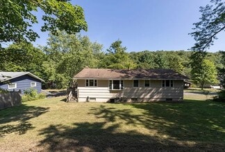 115 Margo Ln in Fayetteville, NY - Building Photo - Building Photo