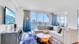 3101 Bayshore Dr in Fort Lauderdale, FL - Building Photo