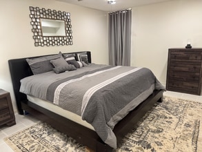 1461 Alison Jane Ln NE in Kennesaw, GA - Foto de edificio - Building Photo