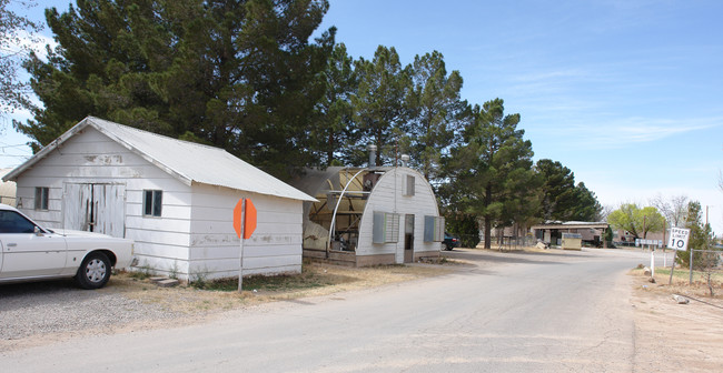 2705 N Florida Ave in Alamogordo, NM - Building Photo - Building Photo