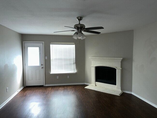 2012 Wagon Trail in Forney, TX - Building Photo - Building Photo