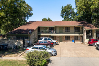 Austin Condominiums in Denton, TX - Building Photo - Building Photo