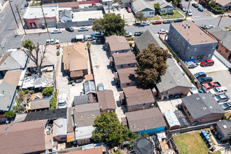 5111 Ascot Ave in Los Angeles, CA - Building Photo - Building Photo