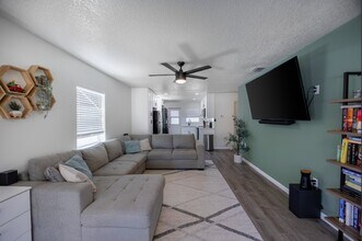 1316 S Bumby Ave in Orlando, FL - Building Photo - Building Photo