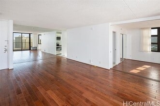 201 ?Ohua Ave in Honolulu, HI - Building Photo - Building Photo