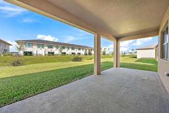 9989 SW Triton Wy in Port St. Lucie, FL - Building Photo - Building Photo