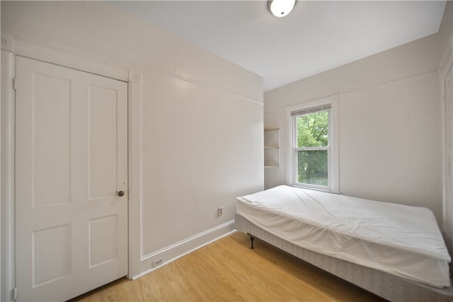 property at 921 E State St